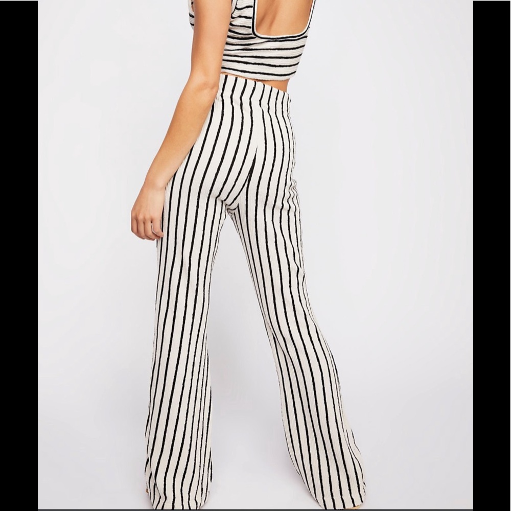 Free People Weekend Ready Set - Picture 2 of 10